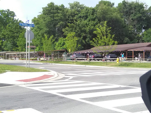 Produce Market «Top Banana Farm Market», reviews and photos, 932 S Berkley Rd, Kokomo, IN 46901, USA