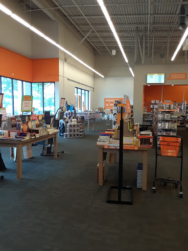 Used Book Store «2nd & Charles», reviews and photos, 12747 Jefferson Ave, Newport News, VA 23602, USA