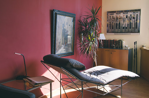 CENTRE DE PSICOTERÀPIA GIRONA. Equip de Psicólogía Psiquiatria i Psicoanàlisi en Girona, Girona