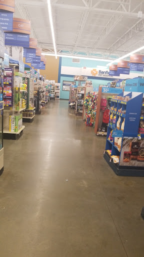 Pet Supply Store «PetSmart», reviews and photos, 6106 Shops Way, Northborough, MA 01532, USA