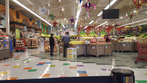 Mexican Grocery Store «Mi Pueblo Food Center», reviews and photos, 330 Bellam Blvd, San Rafael, CA 94901, USA