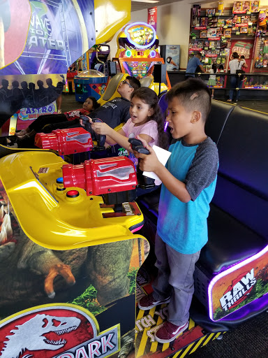 Shopping Mall «Bell Shopping Center», reviews and photos, 5029 E Florence Ave, Bell, CA 90201, USA