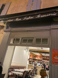 Photo n°17 de Mon Bar Bistrot & Tabacco à Arles ()