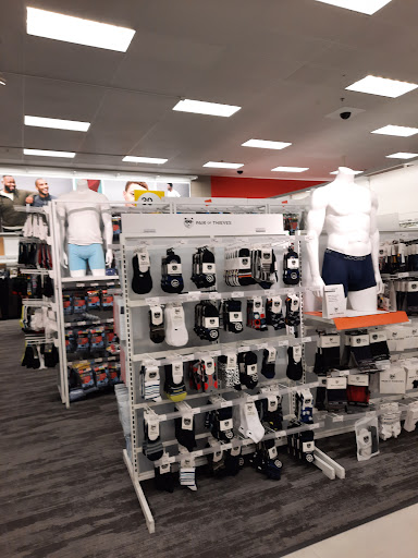 Department Store «Target», reviews and photos, 1717 Olentangy River Rd, Columbus, OH 43212, USA