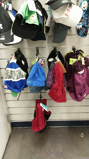 Sporting Goods Store «Big 5 Sporting Goods», reviews and photos, 1450 E Hatch Rd, Ceres, CA 95307, USA