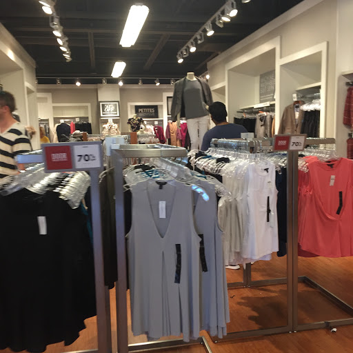 Clothing Store «Banana Republic», reviews and photos, 820 W Stacy Rd, Allen, TX 75013, USA