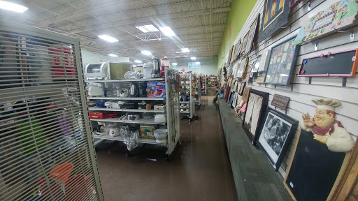 Thrift Store «Goodwill Store», reviews and photos, 2700 Kraft Ave SE, Grand Rapids, MI 49546, USA