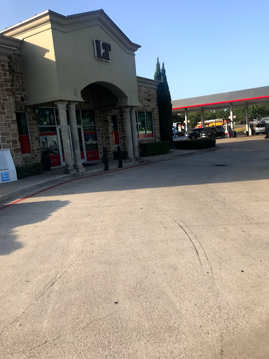 Grocery Store «Lake Travis Country Market», reviews and photos, 3325 Ranch Rd 620 S, Austin, TX 78738, USA