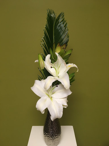 Florist «Plump Chicago Flower Shop», reviews and photos, 411 E Oakwood Blvd, Chicago, IL 60653, USA