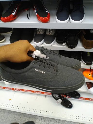 Clothing Store «Ross Dress for Less», reviews and photos, 17880 Newhope St, Fountain Valley, CA 92708, USA