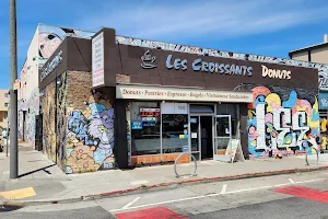 Les Croissants Cafe image
