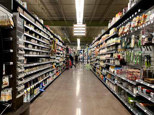 Grocery Store «Whole Foods Market», reviews and photos, 4944 Shelbyville Rd, Louisville, KY 40207, USA