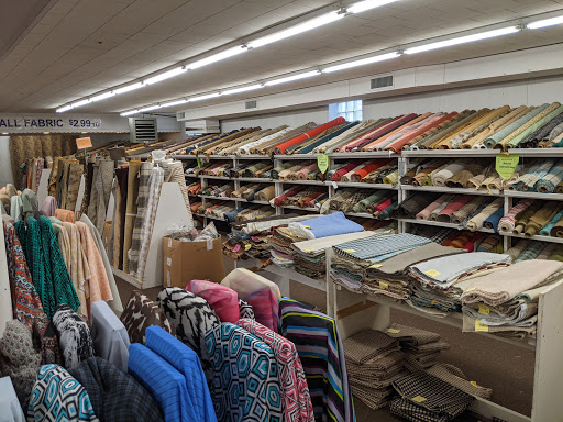 Fabric Store «Auburn Fabric Outlet», reviews and photos, 773 Southbridge St, Auburn, MA 01501, USA
