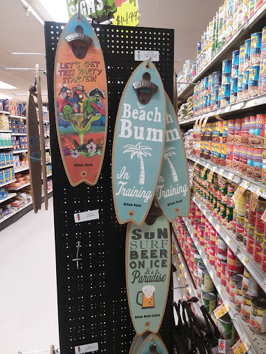 Grocery Store «Piggly Wiggly Hilton Head», reviews and photos, 1 N Forest Beach Dr, Hilton Head Island, SC 29928, USA