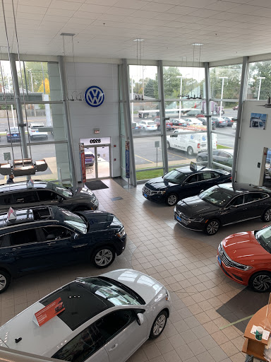 Volkswagen Dealer «Mike Haggerty VW», reviews and photos, 8920 S Cicero Ave, Oak Lawn, IL 60453, USA
