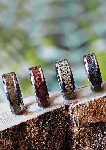 Jewelry Store «A&J Jewelers», reviews and photos, 1575 Scenic Hwy N #200, Snellville, GA 30078, USA