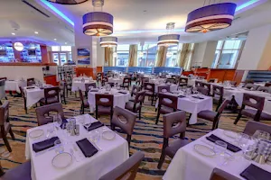 The Oceanaire Seafood Room image