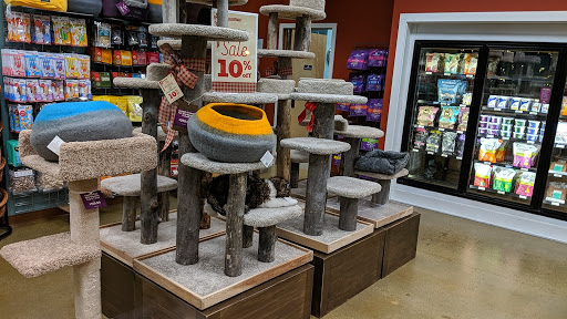 Pet Supply Store «All The Best Pet Care», reviews and photos, 690 NW Gilman Blvd, Issaquah, WA 98027, USA