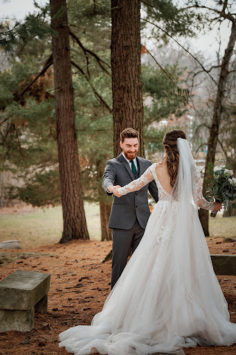 Bridal Shop «Bella Sposa Bridal Boutique», reviews and photos, 9524 179th St, Tinley Park, IL 60487, USA