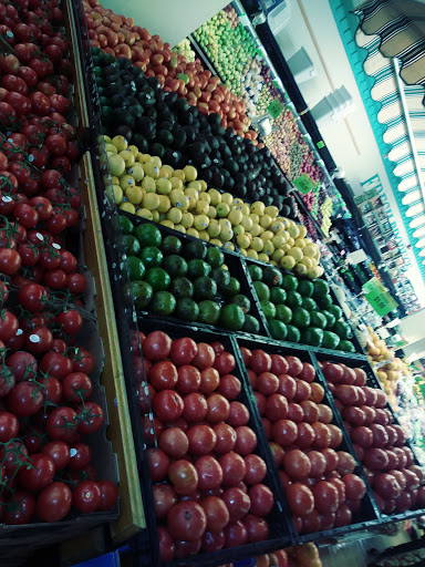 Grocery Store «Supreme Shop n Bag», reviews and photos, 4301 Walnut St, Philadelphia, PA 19104, USA