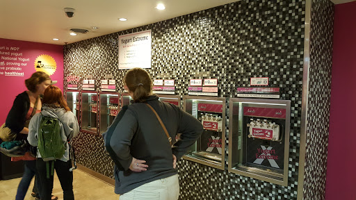 Frozen Yogurt Shop «Yogurt Extreme», reviews and photos, 879 E 13th Ave, Eugene, OR 97401, USA