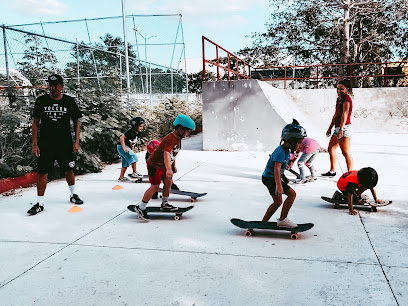 Bulldozer Skateboard - Escuela de Skate/ Skateboarding School