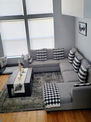 Furniture Store «Raymour & Flanigan Furniture and Mattress Store», reviews and photos, 275 Glen Cove Rd, Carle Place, NY 11514, USA