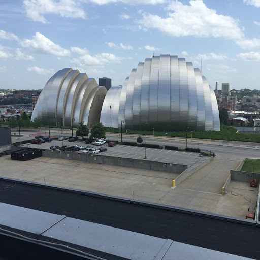 Roofing Contractor «Pyramid Roofing Company», reviews and photos, 4001 E 138th St, Grandview, MO 64030, USA