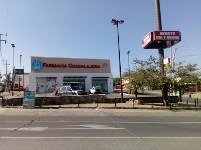 Farmacia Guadalajara Av Sta Rosalía, Lomas Del Camichin I, , San Miguel