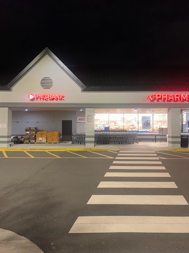 Grocery Store «Giant», reviews and photos, 61 Catoctin Cir NE, Leesburg, VA 20176, USA