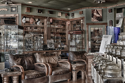 Tobacco Shop «Arlington Cigar», reviews and photos, 827 NE Green Oaks Blvd, Arlington, TX 76006, USA