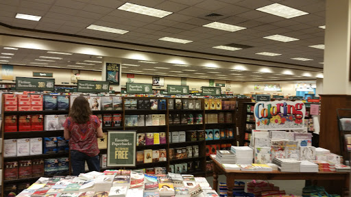 Book Store «Barnes & Noble», reviews and photos, 300 Andover Park W, Tukwila, WA 98188, USA