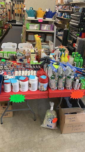 4 Corners Farm & Garden