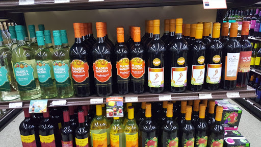 Liquor Store «Drum Hill Liquors», reviews and photos, 83 Parkhurst Rd # 18, Chelmsford, MA 01824, USA