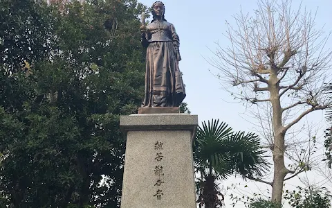 Florence Nightingale Statue image