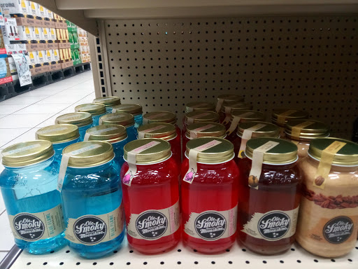 Liquor Store «Payless Tobacco & Liquor», reviews and photos, 386 Irving Park Rd, Roselle, IL 60172, USA