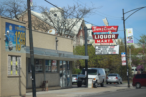 Town & Country Liquors, 2944 W 47th St, Chicago, IL 60632, USA, 