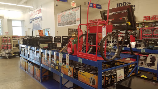 Hardware Store «Harbor Freight Tools», reviews and photos, 2418 Commercial Way, Spring Hill, FL 34606, USA