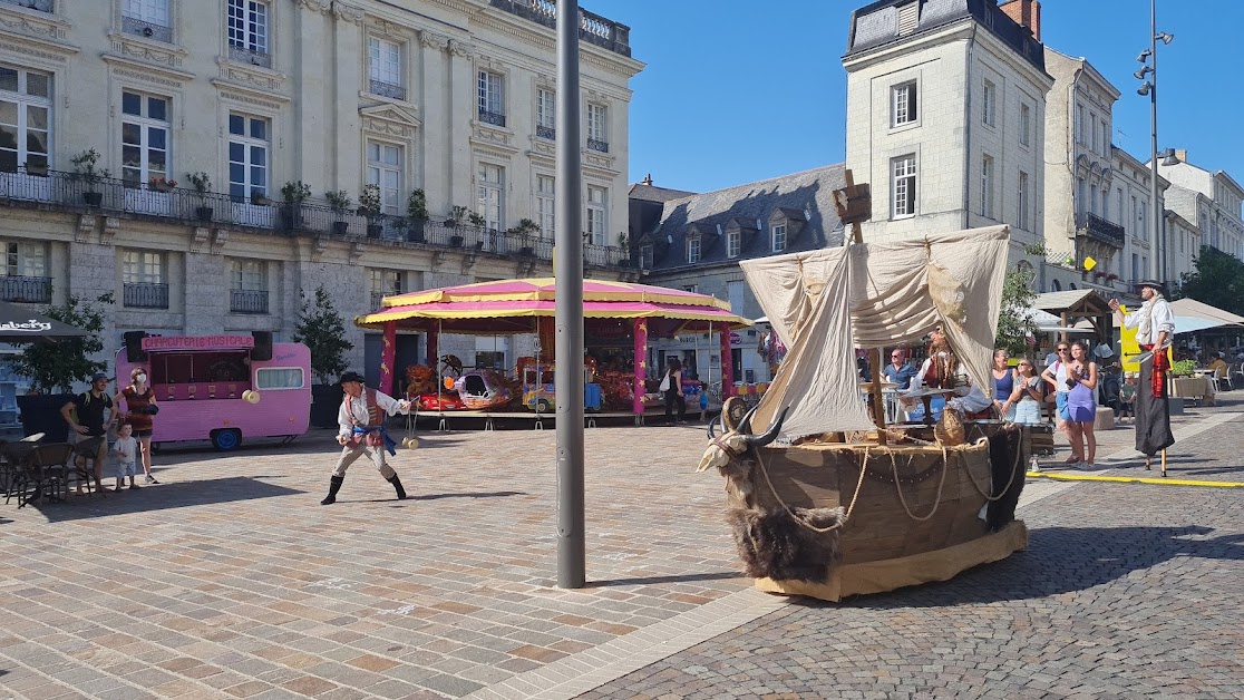 Le Diplomate à Saumur