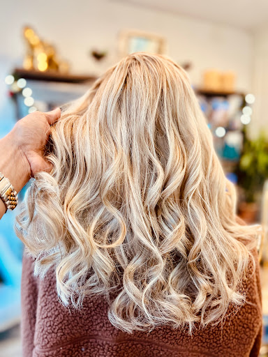 Hair Salon «Georgetown Aveda Salon & Spa», reviews and photos, 1325 Wisconsin Ave NW, Washington, DC 20007, USA