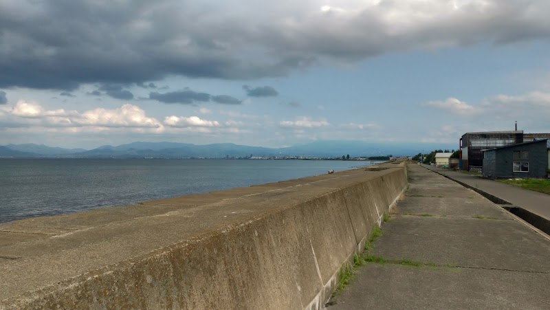 青森海岸記念広場