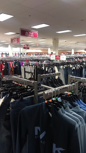 Clothing Store «Burlington Coat Factory», reviews and photos, 3050 N 5th Street Hwy, Reading, PA 19605, USA