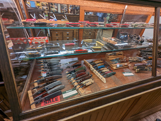 General Store «Mast General Store Winston-Salem», reviews and photos, 516 Trade St NW, Winston-Salem, NC 27101, USA