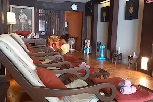 First Lady Thai Massage image