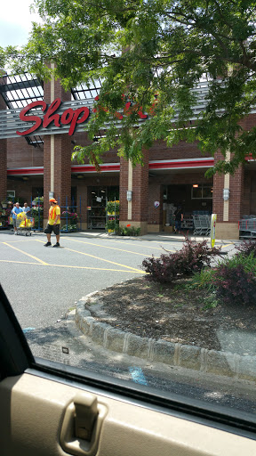 Grocery Store «ShopRite», reviews and photos, 2102-2130 N 2nd St, Millville, NJ 08332, USA