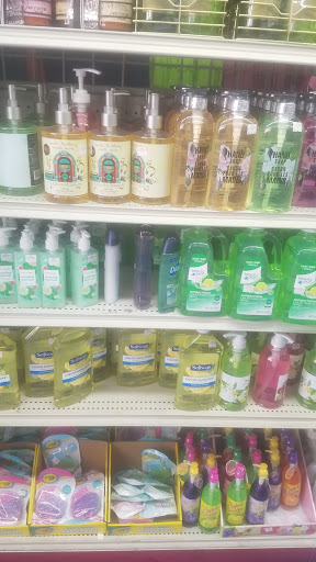 Department Store «Lot-less Closeouts», reviews and photos, 3155 Amboy Rd, Staten Island, NY 10306, USA