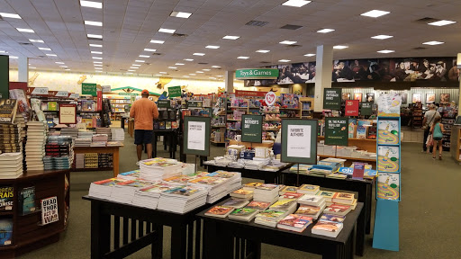 Book Store «Barnes & Noble», reviews and photos, 5141 Peachtree Pkwy, Norcross, GA 30092, USA