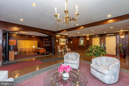 Used Car Dealer «CARCITY», reviews and photos, 533 E 25th St, Baltimore, MD 21218, USA