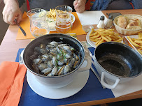 Moules-frites du Restaurant français Le Marina à Camiers - n°1