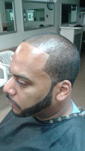 Barber Shop «Artis Barber Shop», reviews and photos, 913 W Pembroke Ave, Hampton, VA 23669, USA